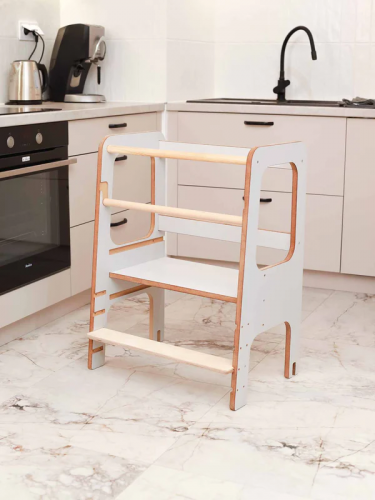 Aide de cuisine pour 2-3 enfants